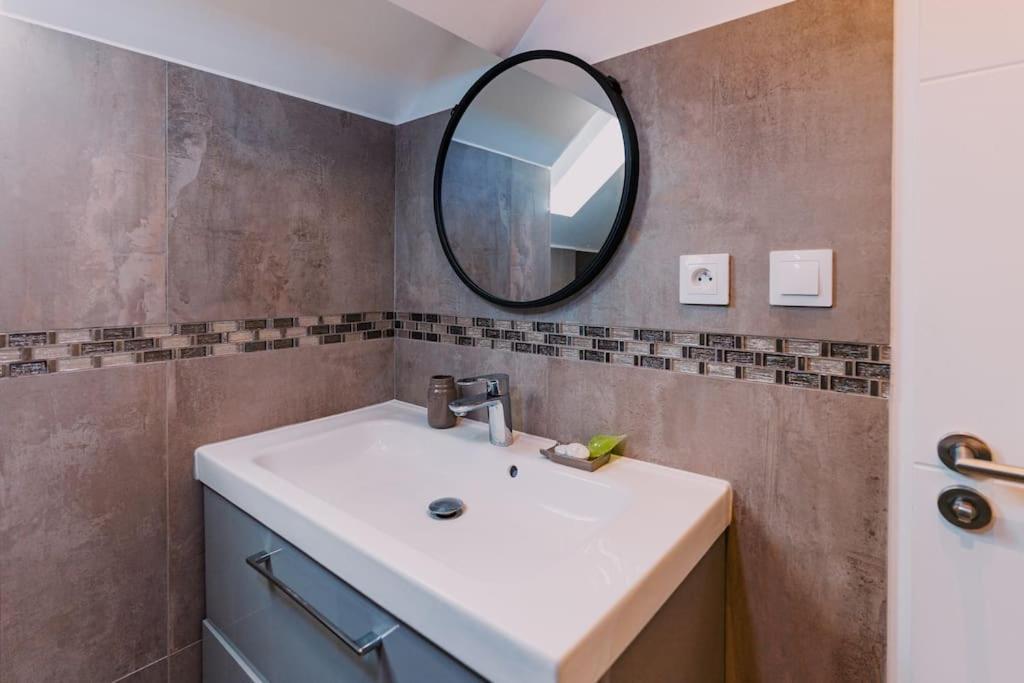Charmant Appartement Proche Disneyland ブシー・サン ・ジョルジュ エクステリア 写真